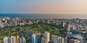 Vivir frente al mar: encuentra tu hogar soñado en Lima